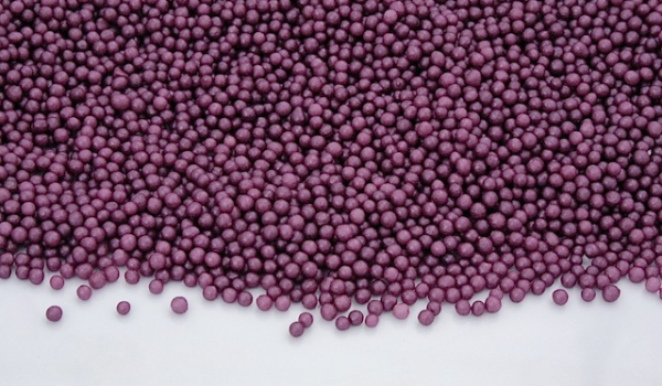 Zuckerperlen Medium Glimmer Violett 40 g bei sweetART